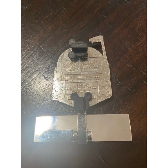 Star Wars Boba Fett Large Helmet Metal Trading Pin with Hinge - Picture 6 of 8